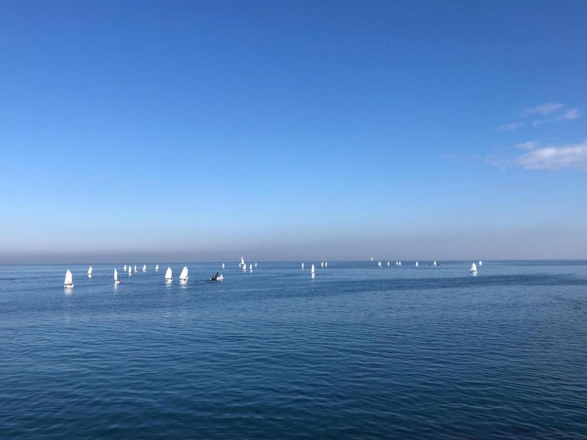 La Finestra Sul Porto Trani Exterior foto