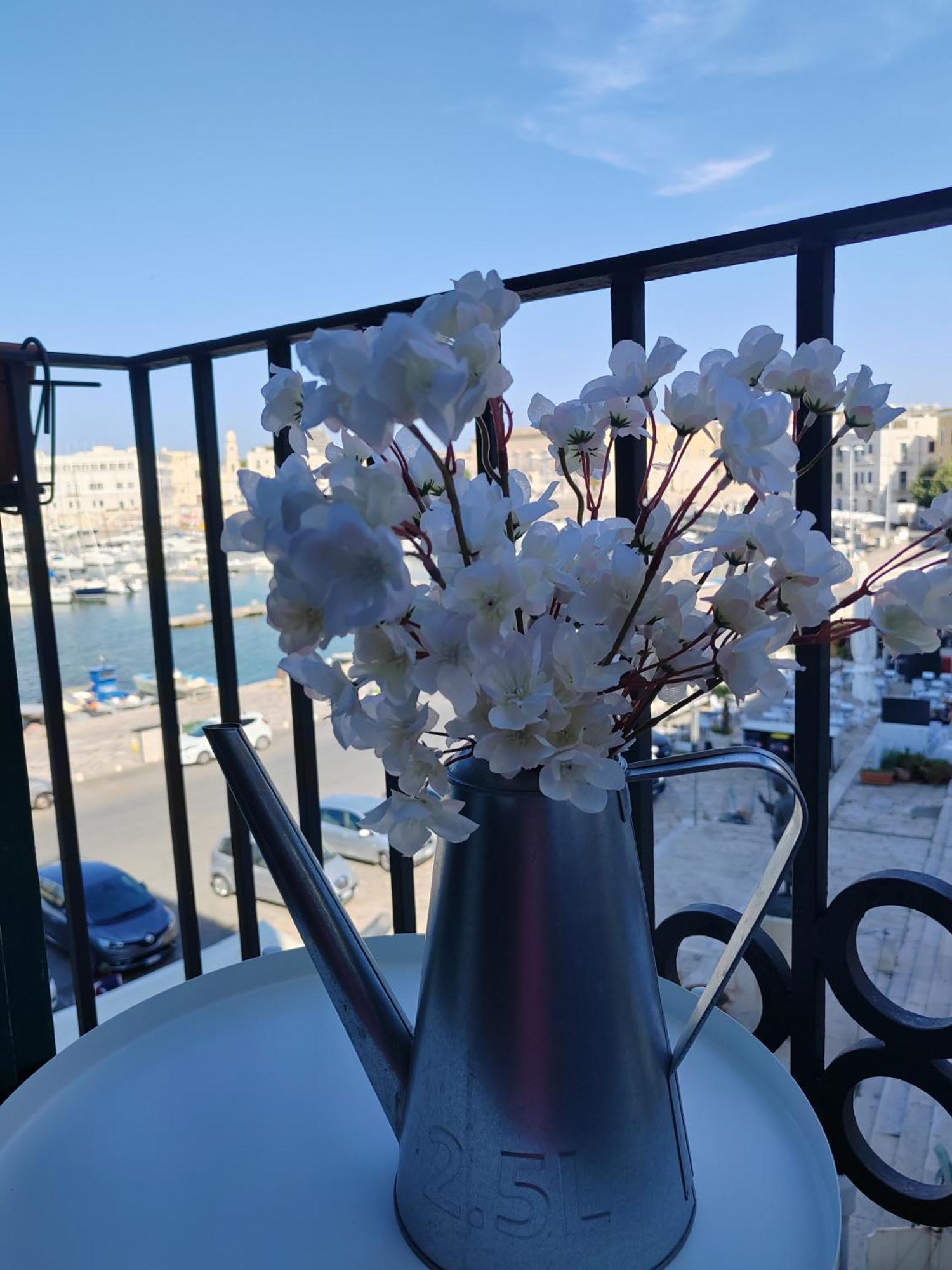La Finestra Sul Porto Trani Exterior foto
