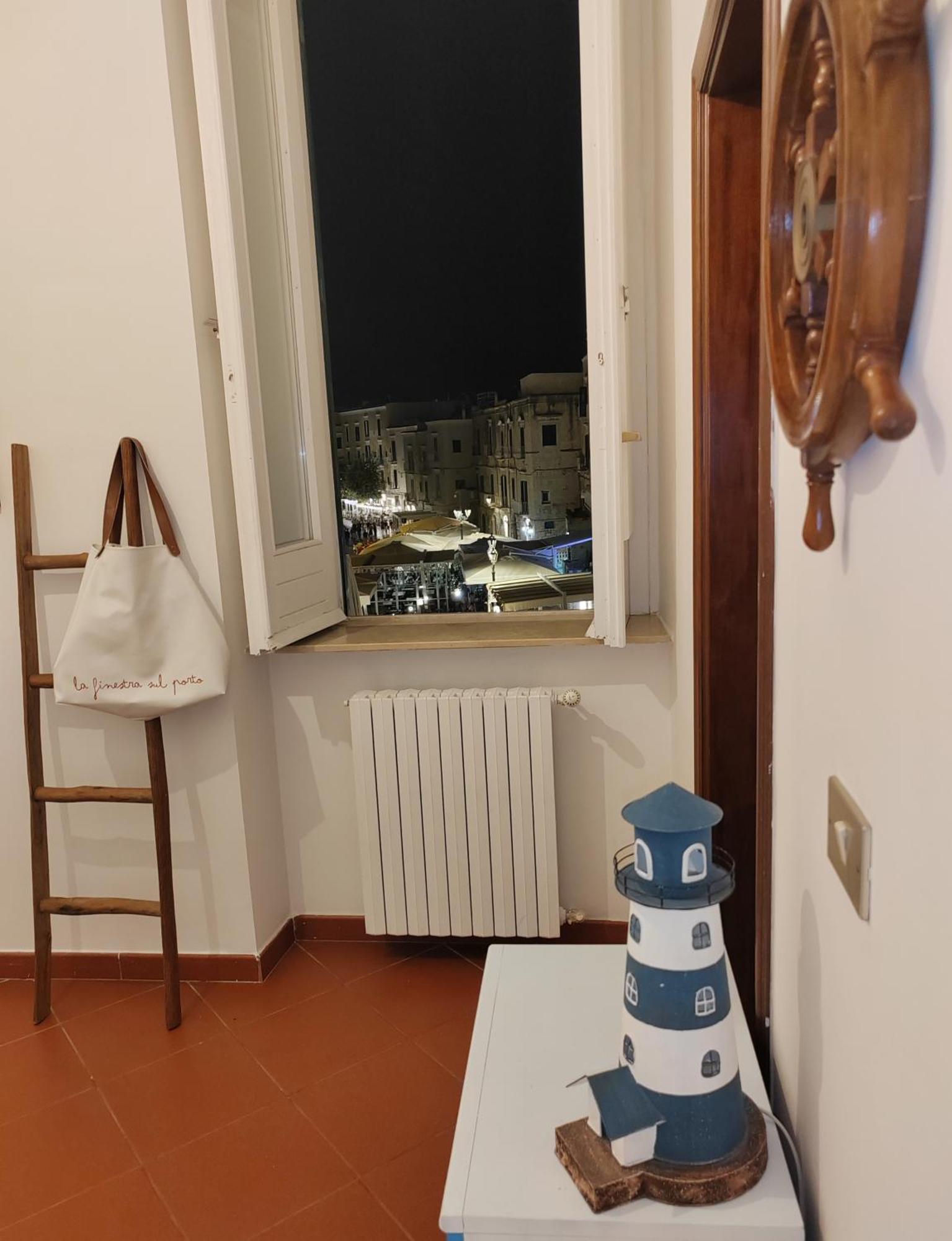 La Finestra Sul Porto Trani Exterior foto